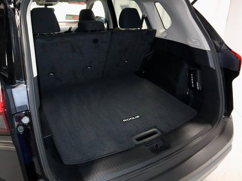 Certified 2023 Nissan Rogue S image 14