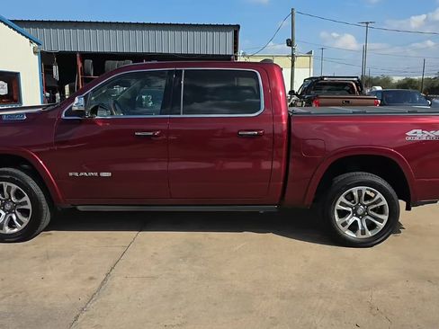 Used 2021 RAM 1500 Limited image 1