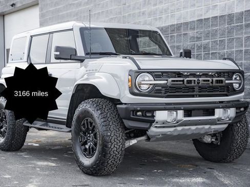 New 2026 Ford Bronco Raptor AWD/4WD image 1