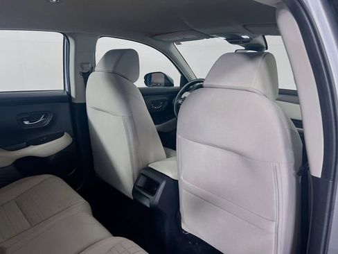 Used 2024 Honda HR-V LX image 9