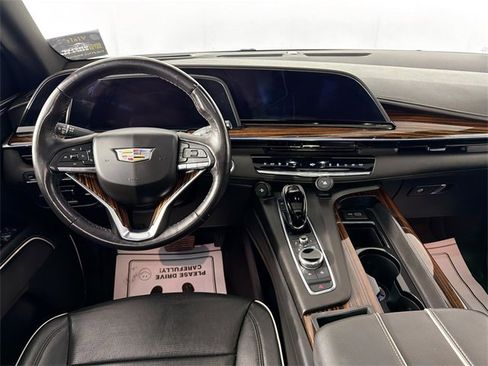 Used 2022 Cadillac Escalade ESV Premium Luxury image 23