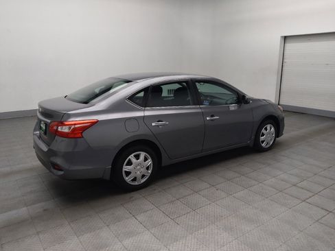 Used 2019 Nissan Sentra S image 10