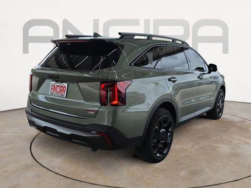 Used 2025 Kia Sorento SX Prestige w/ Olive Brown Leather Package image 8