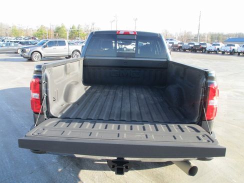 Used 2019 GMC Sierra 3500 SLT w/ Duramax Plus Package image 6