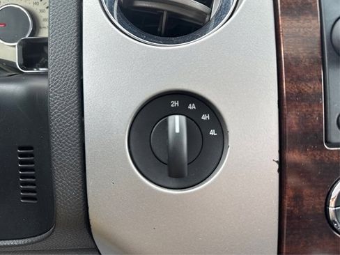 Used 2010 Ford Expedition Limited AWD/4WD image 38