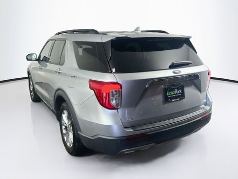 Used 2020 Ford Explorer XLT w/ Equipment Group 202A RWD image 5