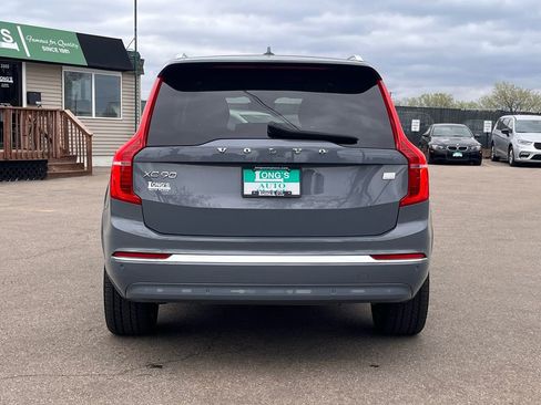 Used 2023 Volvo XC90 T8 Core image 7