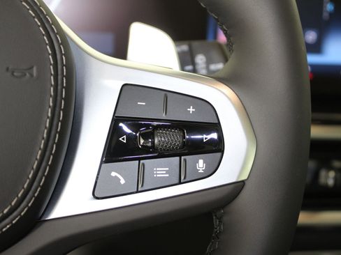 New 2026 BMW X5 sDrive40i image 29