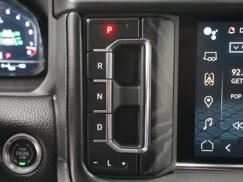 Used 2023 GMC Yukon XL Denali AWD/4WD image 27