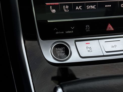 Used 2023 Audi Q7 3.0T Prestige w/ Prestige Package image 17