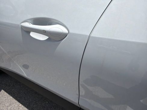 New 2026 Chevrolet Trax ACTIV w/ Sunroof Package FWD image 10