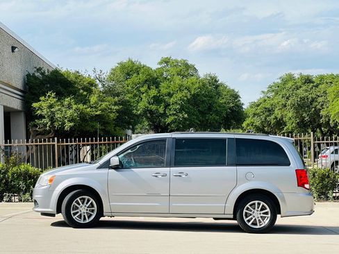 Used 2015 Dodge Grand Caravan SXT FWD image 6