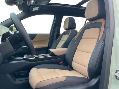 New 2026 Chevrolet Equinox ACTIV w/ Convenience Package III image 28