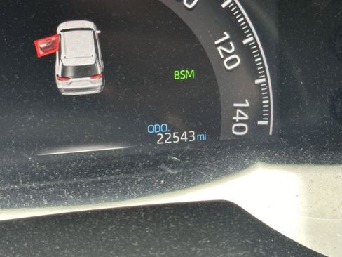 Used 2023 Toyota RAV4 XLE w/ Convenience Package FWD image 13