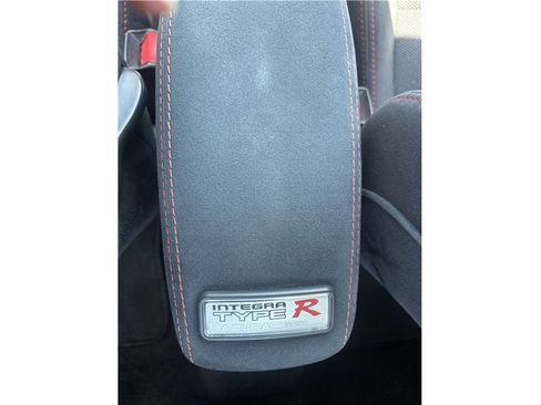 Used 1998 Acura Integra Type R FWD image 12
