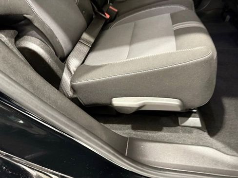 Used 2025 Chevrolet Blazer LT image 24