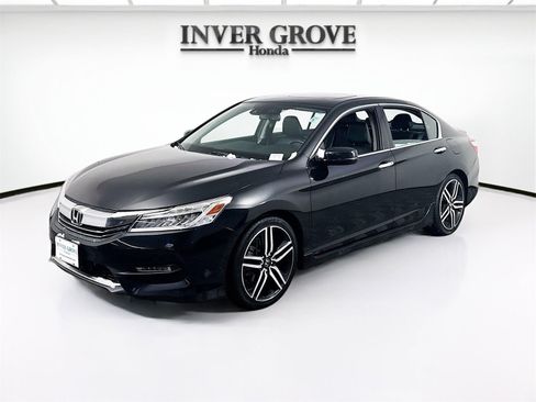 Used 2016 Honda Accord Touring image 1