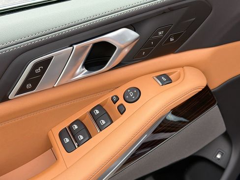 New 2026 BMW X5 xDrive50e image 22