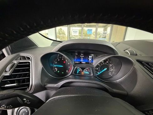 Used 2019 Ford Escape SEL image 12