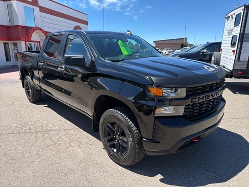 Used 2022 Chevrolet Silverado 1500 Custom Trail Boss w/ Safety Confidence Package AWD/4WD image 2