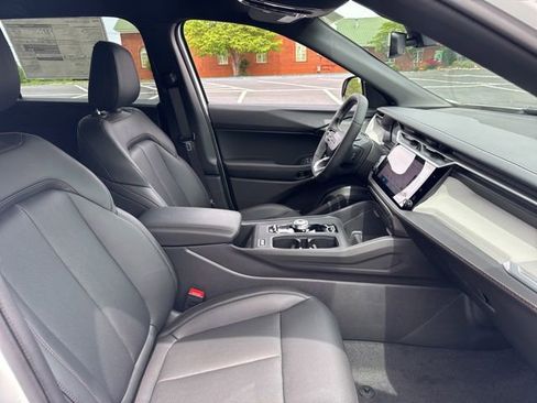 New 2026 Jeep Cherokee Limited AWD/4WD image 10