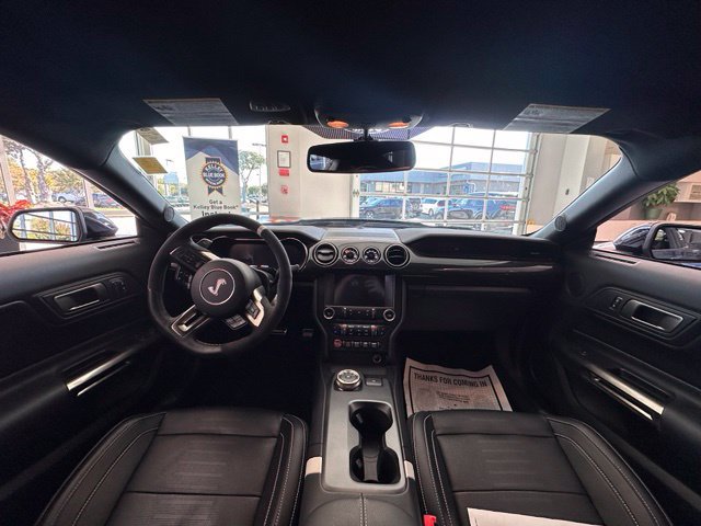 Used 2020 Ford Mustang Shelby GT500 w/ Technology Package RWD image 2