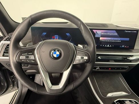 Used 2026 BMW X5 xDrive40i image 13