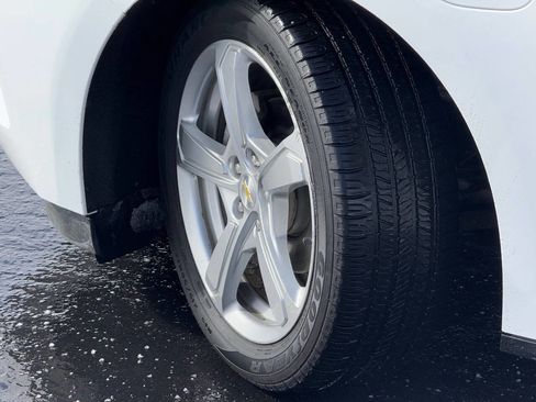 Used 2017 Chevrolet Volt LT image 15