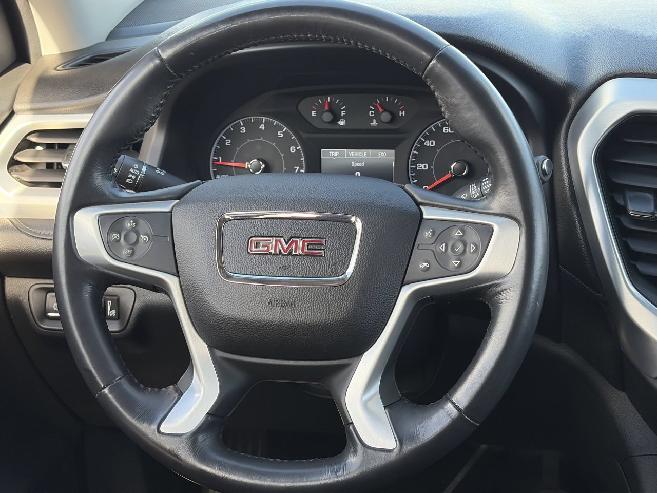 Used 2017 GMC Acadia SLE FWD image 13
