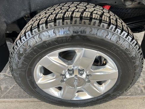 Used 2020 Chevrolet Silverado 2500 LTZ w/ LTZ Texas Edition image 25