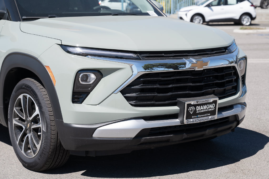 New 2026 Chevrolet TrailBlazer LT w/ Driver Confidence Package FWD image 9
