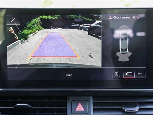 Used 2021 Audi A4 2.0T Premium w/ Convenience Package image 22