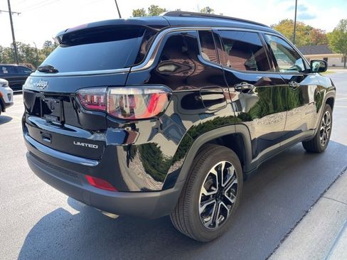 Certified 2022 Jeep Compass Limited image 13