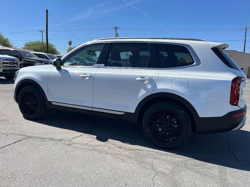 Used 2020 Kia Telluride S w/ S 8 Passenger Seating Package FWD image 8
