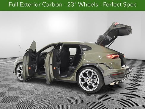 Used 2023 Lamborghini Urus Performante image 10