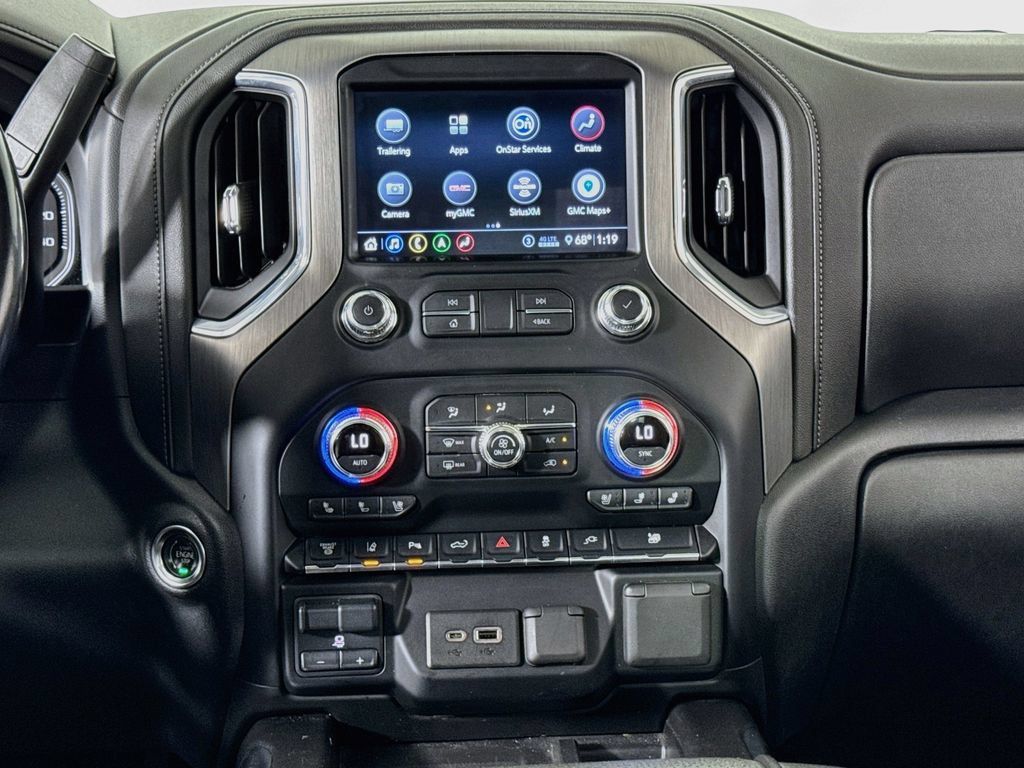 Used 2020 GMC Sierra 3500 Denali w/ Denali Ultimate Package AWD/4WD image 15