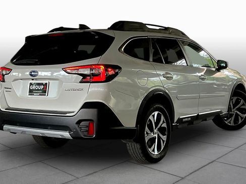 Used 2021 Subaru Outback Limited AWD/4WD image 12