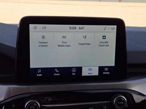 Used 2022 Ford Escape Titanium image 12