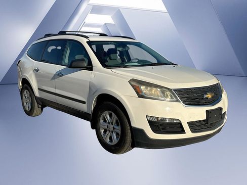 Used 2015 Chevrolet Traverse LS image 1
