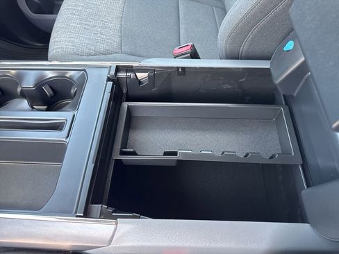 Used 2021 Ford F150 XLT image 48