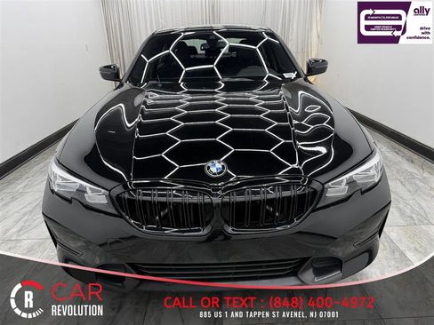 Used 2019 BMW 330i xDrive Sedan AWD/4WD image 2