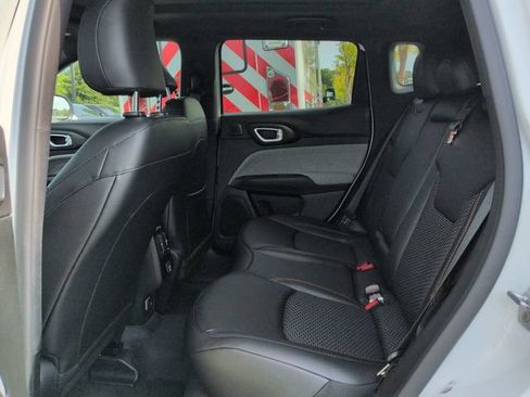 New 2026 Jeep Compass Latitude AWD/4WD image 13