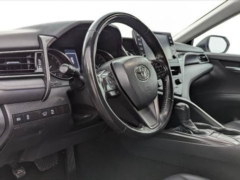 Used 2022 Toyota Camry SE w/ Audio Upgrade Package FWD image 23