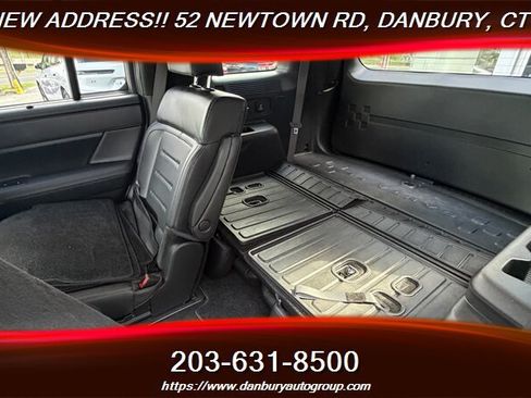 Used 2025 Hyundai Santa Fe Calligraphy AWD/4WD image 19