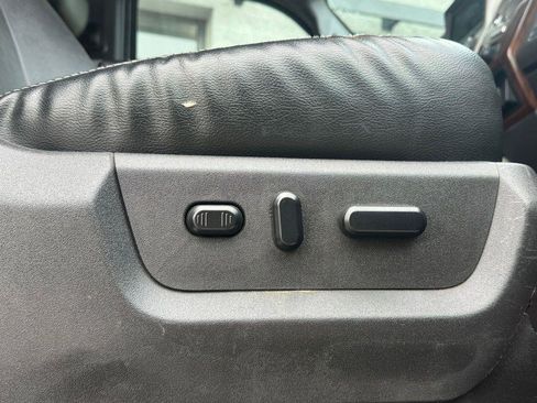 Used 2016 Ford F350 Lariat w/ Lariat Ultimate Package image 42