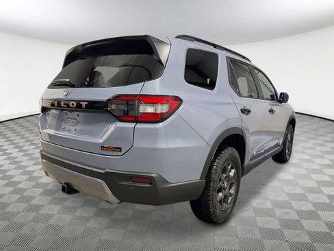 New 2026 Honda Pilot TrailSport image 6