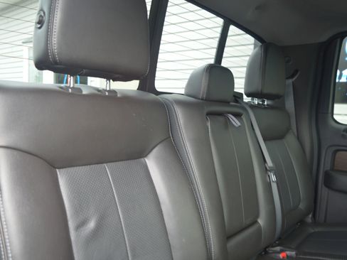 Used 2014 Ford F150 Lariat w/ Equipment Group 502A Luxury AWD/4WD image 23