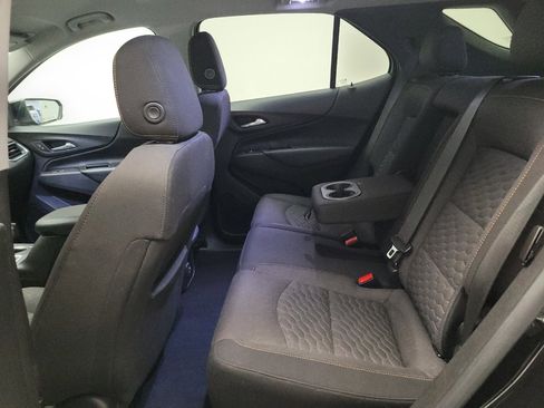Used 2021 Chevrolet Equinox LT AWD/4WD image 18