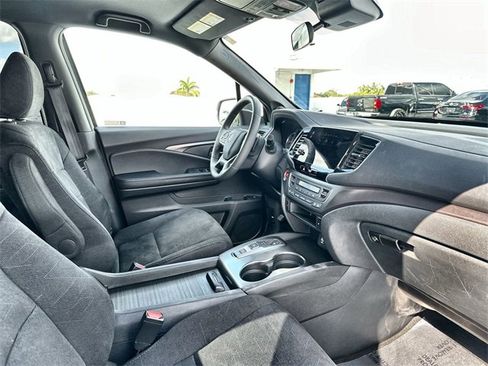 Used 2022 Honda Pilot Sport image 29
