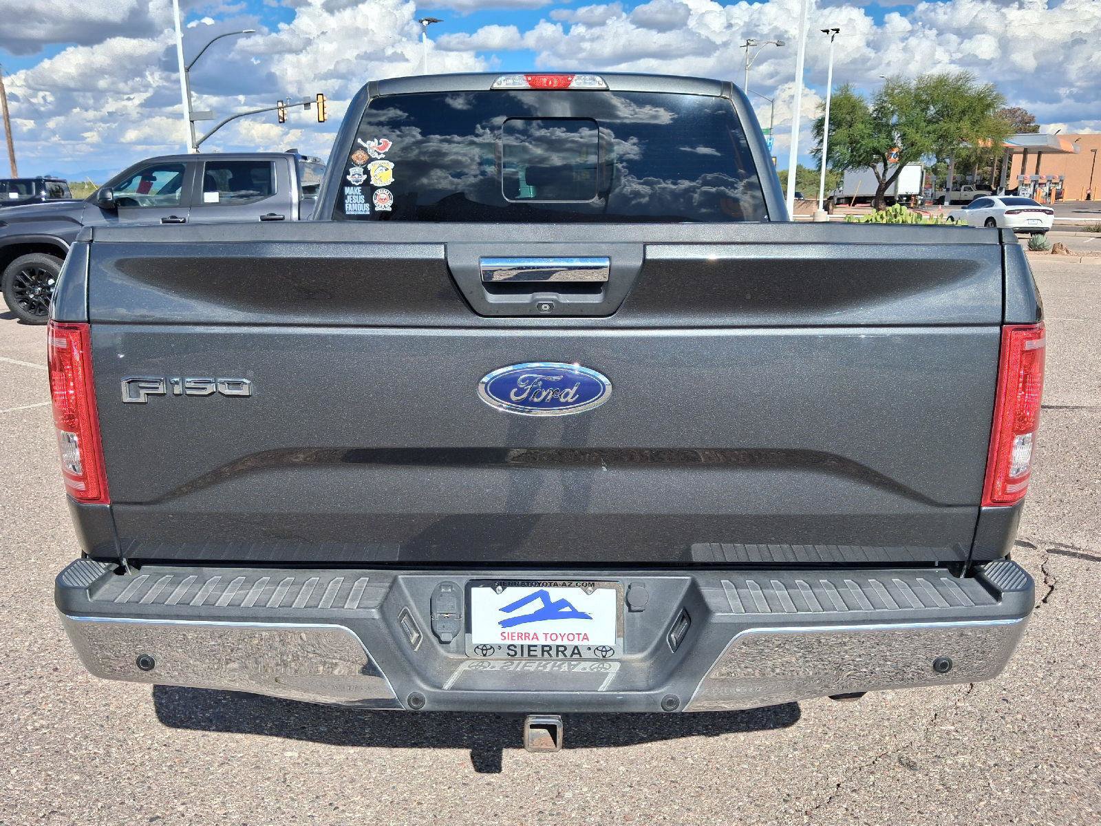 Used 2015 Ford F150 XLT w/ Equipment Group 302A Luxury RWD image 4